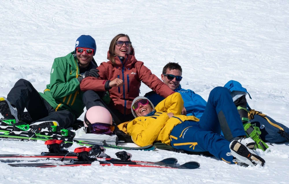 destination detail gallery