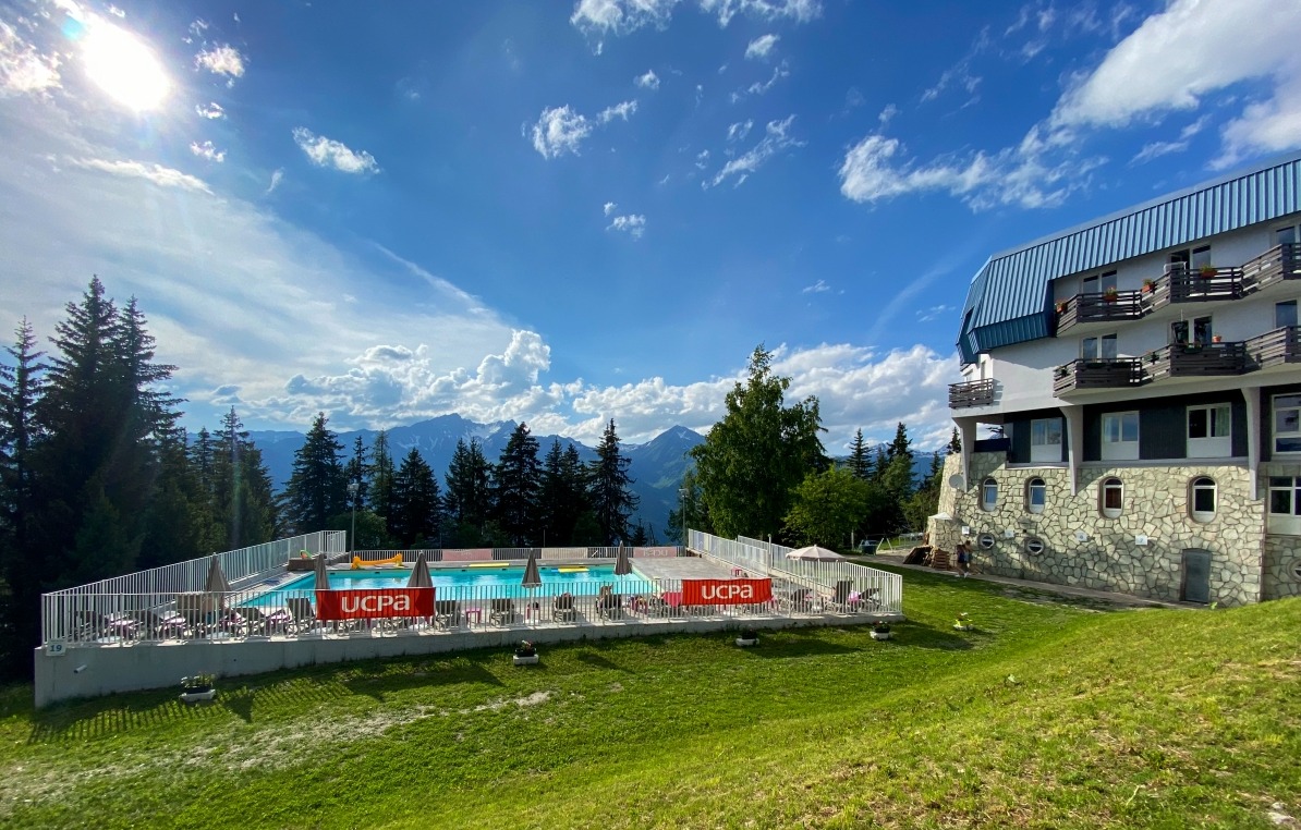 destination detail gallery