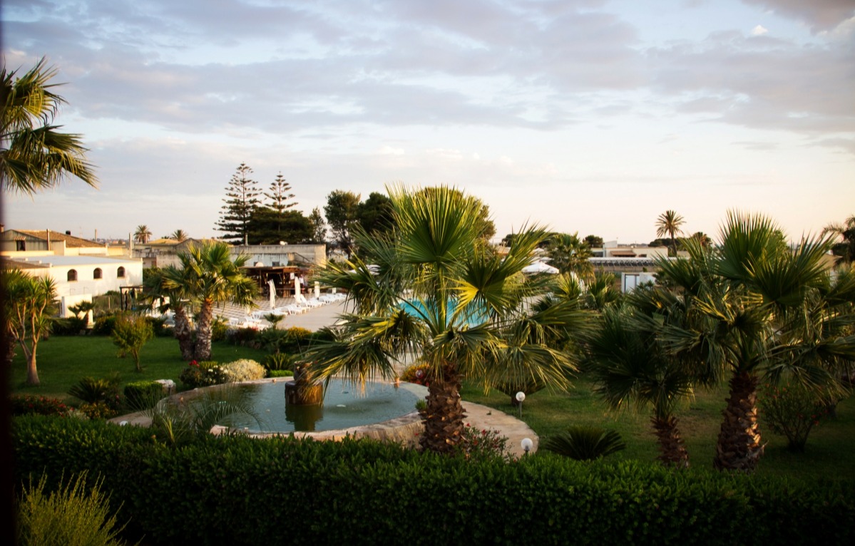 destination detail gallery