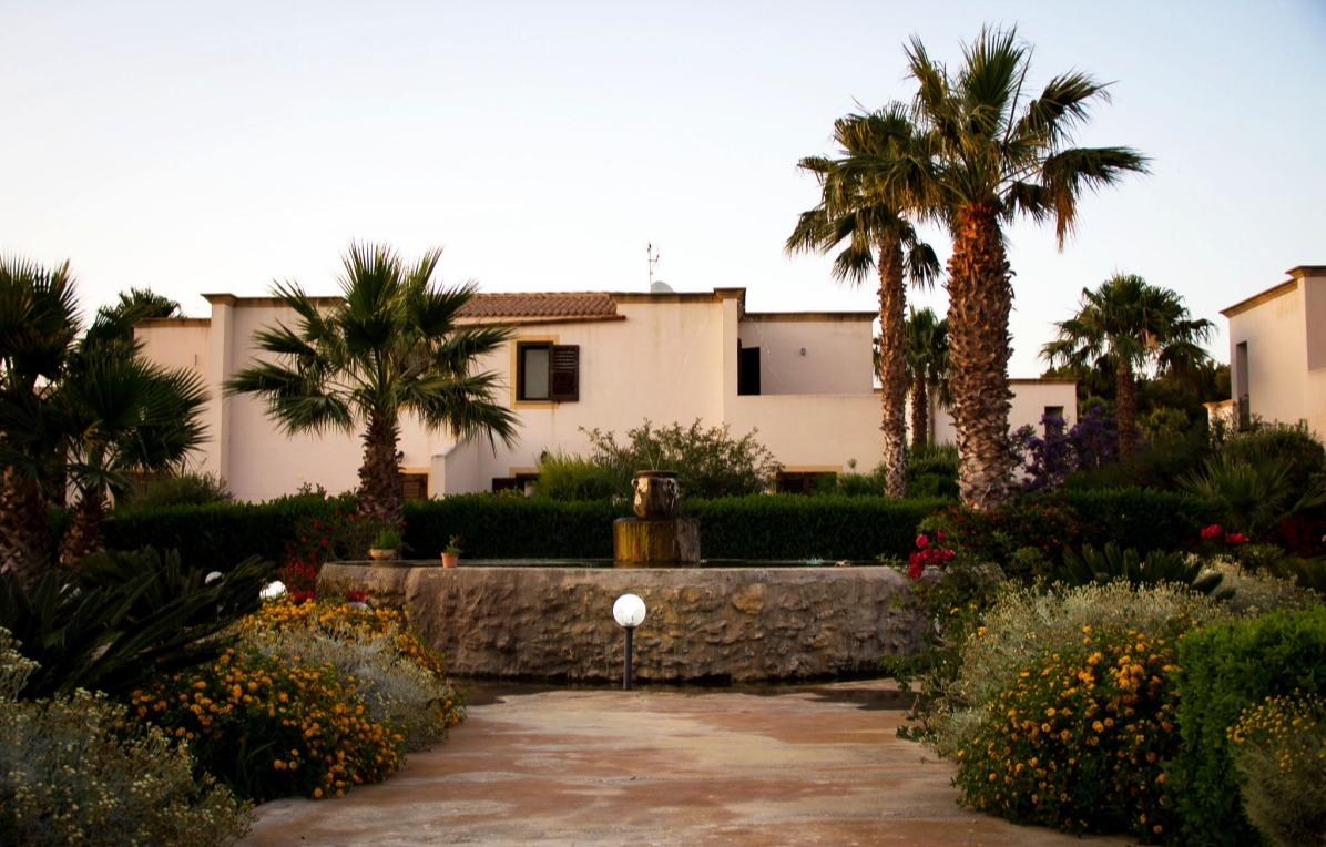 destination detail gallery