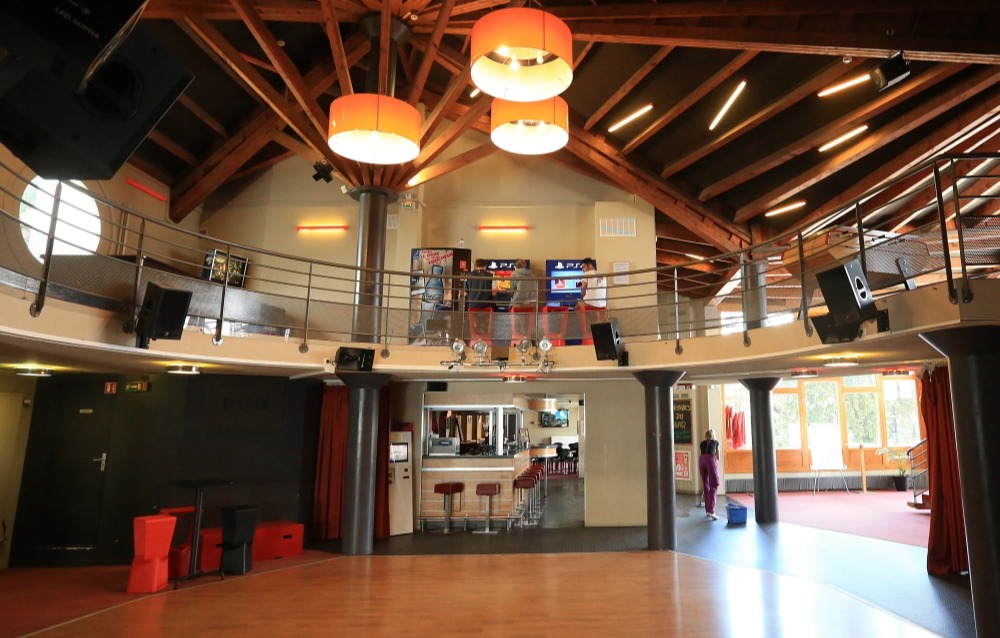 destination detail gallery