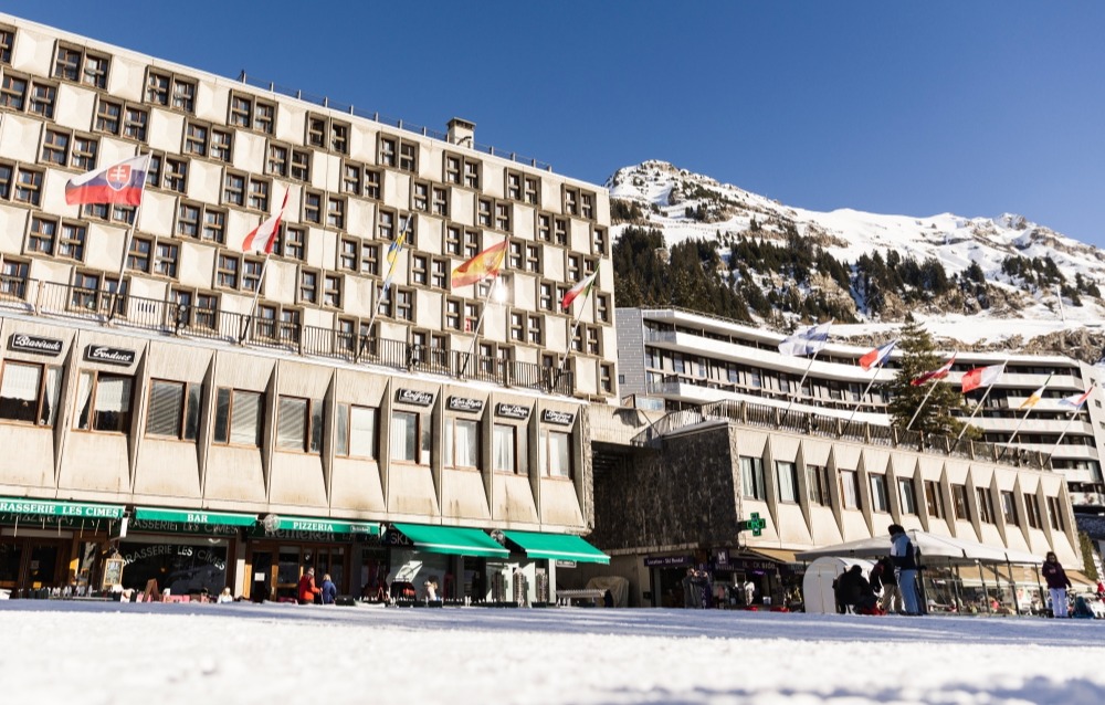 destination detail gallery