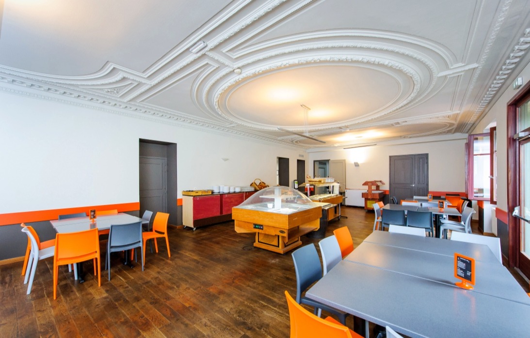 destination detail gallery