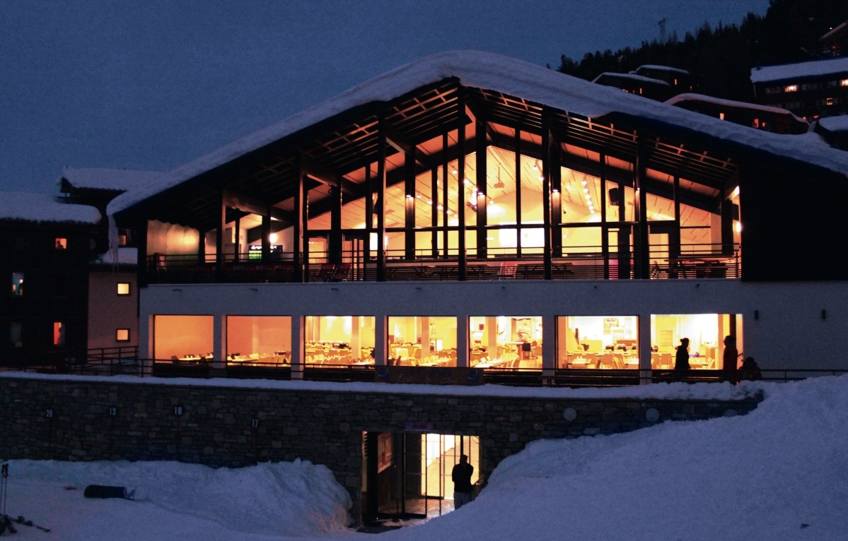 destination detail gallery