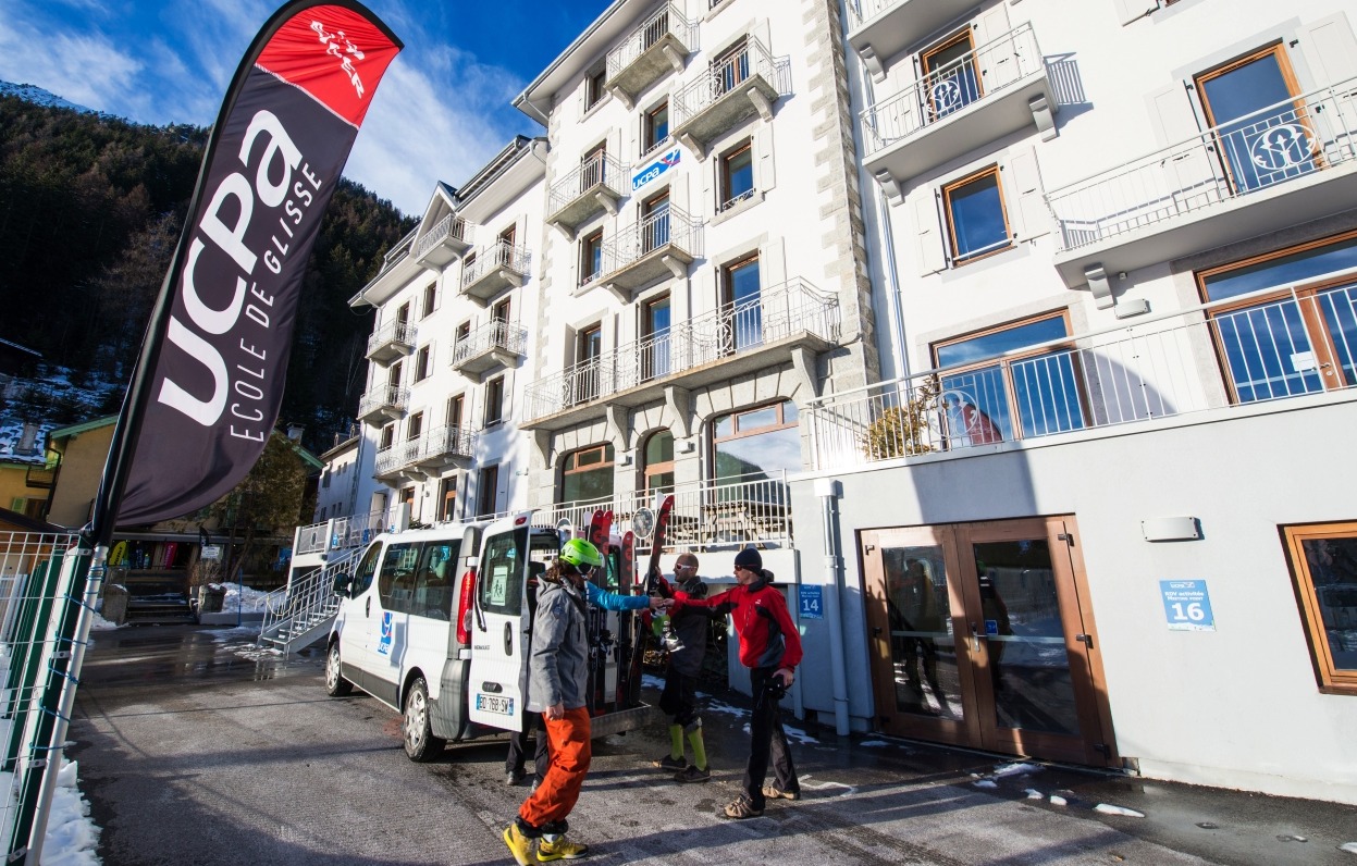 destination detail gallery